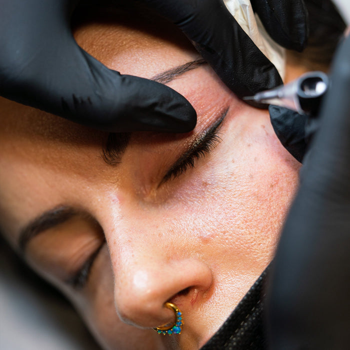 Pigmentation des yeux « Eye-liner »
